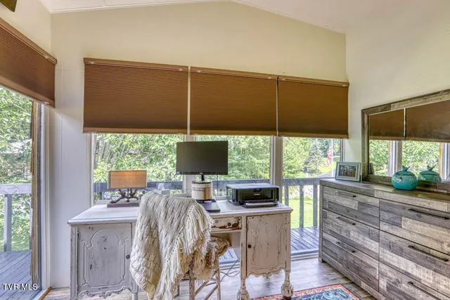 $539,700 | 1708 Highway 143, Roan Mountain, TN 37687