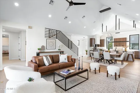 $1,399,000 | 6324 North 10th Drive, Phoenix, AZ 85013