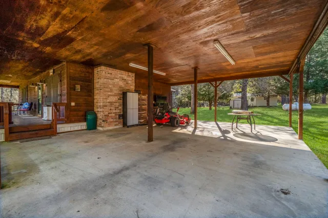 $315,900 | 17354 Fm 350 Street, Moscow, TX 75960