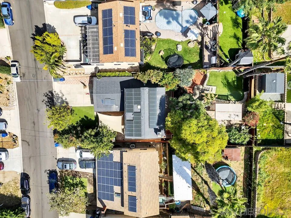 1635 Portola Avenue Spring Valley, CA 91977 - Photo 48 of 54 front view of a building