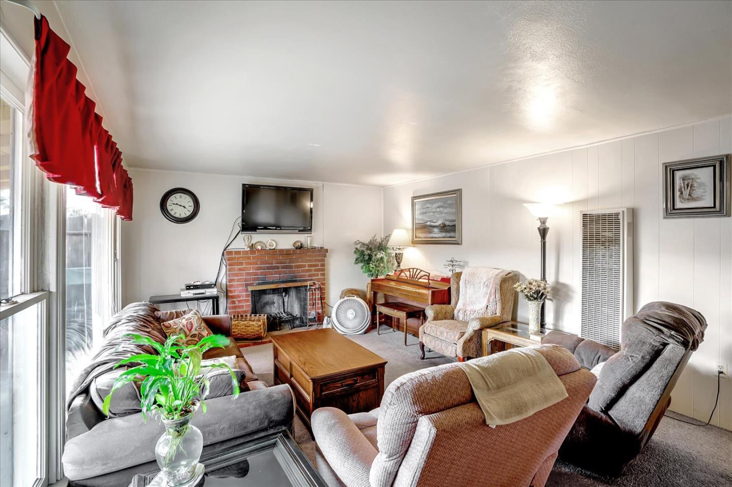 6 Work Avenue Del Rey Oaks, CA 93940 - Photo 5 of 18 Gallery Image 5