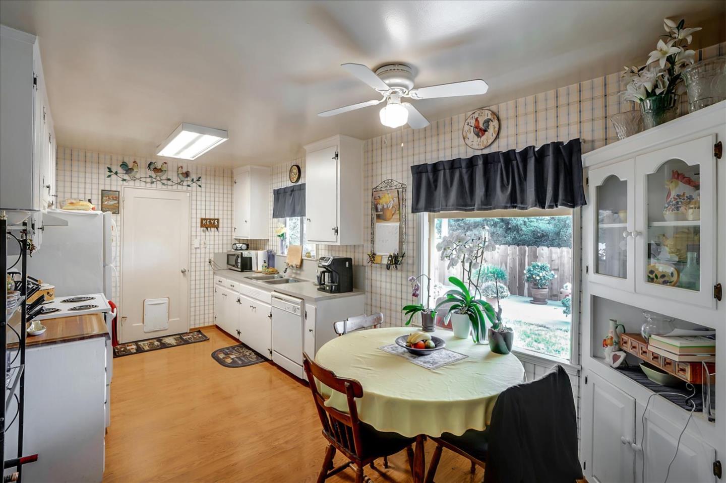 6 Work Avenue Del Rey Oaks, CA 93940 - Photo 9 of 18 Gallery Image 9