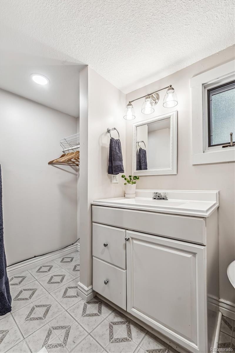 4860 Raleigh Street Denver, CO 80212 - Photo 10 of 27 Gallery Image 10