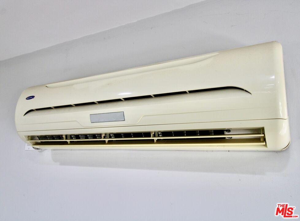 8421 Darby Avenue Northridge, CA 91325 - Photo 29 of 38 a close up of a sink