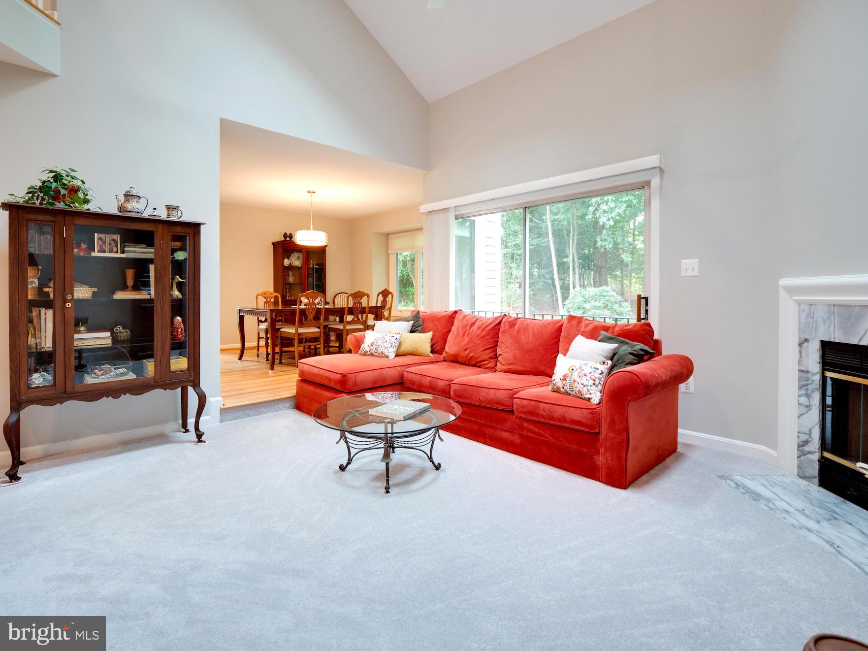 1292 Wedgewood Manor Way Reston, VA 20194 - Photo 17 of 36 Corner fireplace with marble surround & hearth