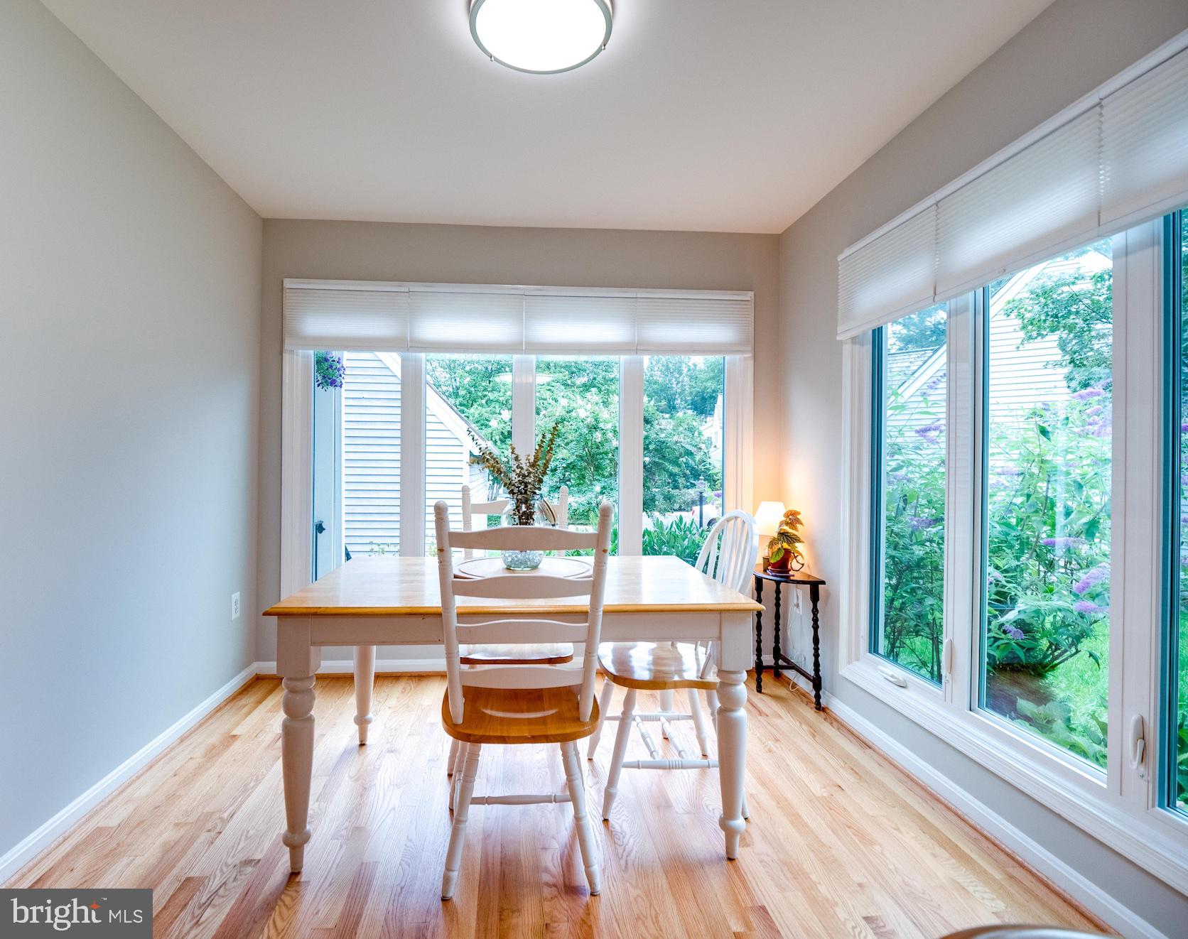 1292 Wedgewood Manor Way Reston, VA 20194 - Photo 9 of 36 SouthEast facing windows surround breakfast area