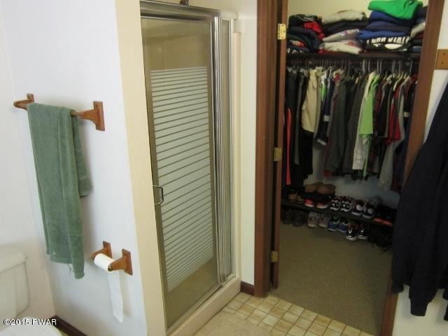 16 Deer Run Road Hawley, PA 18428 - Photo 26 of 33 31 Walk In Closet (640x480)