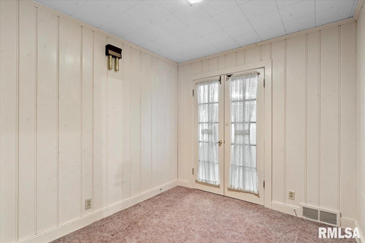 1939 Dial Court Springfield, IL 62704 - Photo 13 of 37