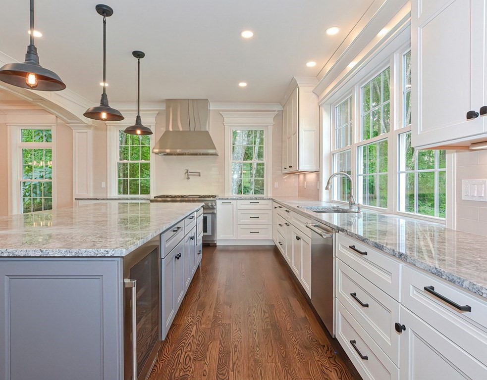 151 Middle Road Southborough, MA 01772 - Photo 7 of 42 Gallery Image 7