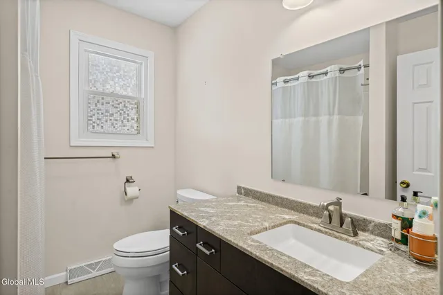 $445,000 | 14 Redwood Drive, Glenville, NY 12302