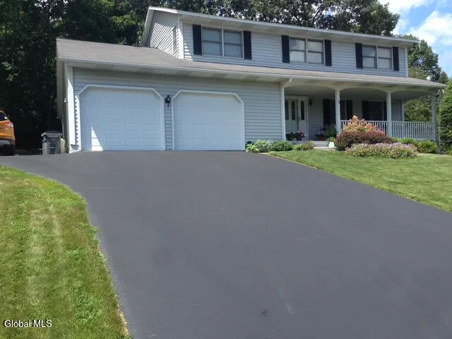 $445,000 | 14 Redwood Drive, Glenville, NY 12302