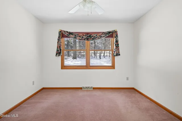 $445,000 | 14 Redwood Drive, Glenville, NY 12302