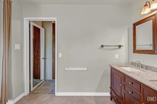 $510,000 | Undisclosed Address, Bakersfield, CA 93309