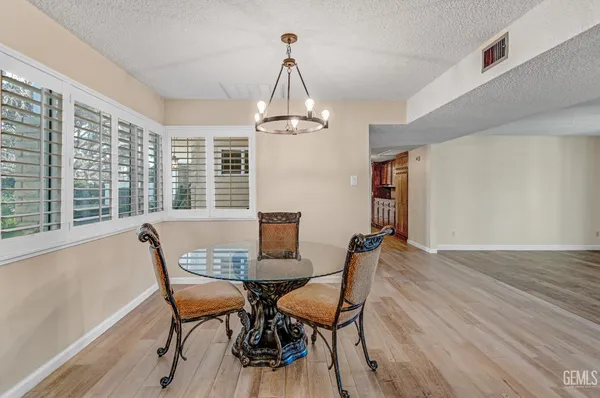 $510,000 | Undisclosed Address, Bakersfield, CA 93309