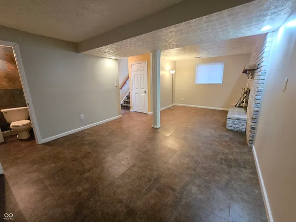 $2,000 | 7620 Snowflake Drive, Indianapolis, IN 46227