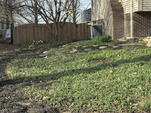 $2,000 | 7620 Snowflake Drive, Indianapolis, IN 46227