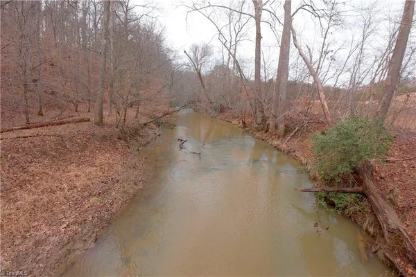 $279,900 | 3364 Highway 66 South, Westfield, NC 27053