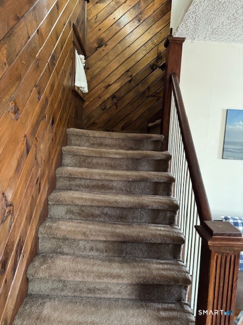 33 Monroe Street Shelton, CT 06484 - Photo 7 of 11