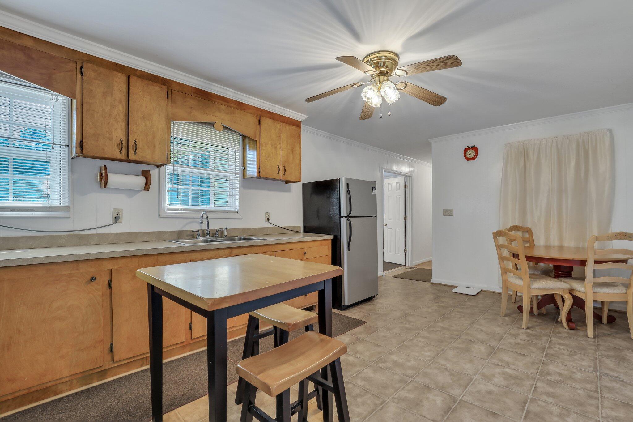 328 County Rd S-45-380 Kingstree, SC 29556 - Photo 10 of 35 24-web-or-mls-184A4942