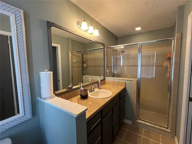 $305,000 | 1022 Cr 463b Lake, Lake Panasoffkee, FL 33538