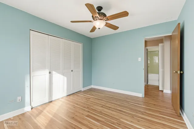 $265,000 | 7502 Farmingdale Drive, Unit 206, Darien, IL 60561