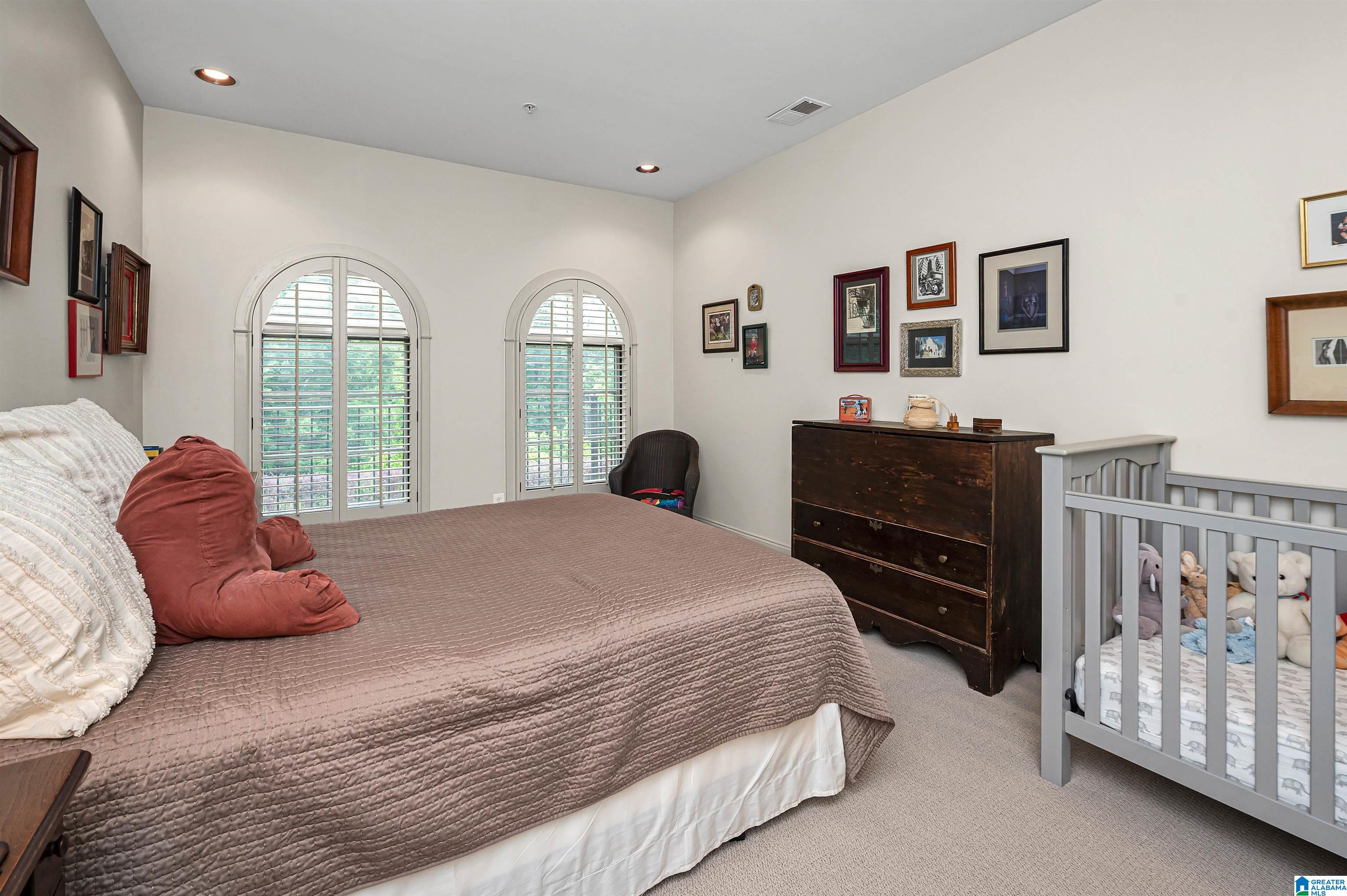 2109 Lancaster Road, Unit 2109 Birmingham, AL 35209 - Photo 32 of 43