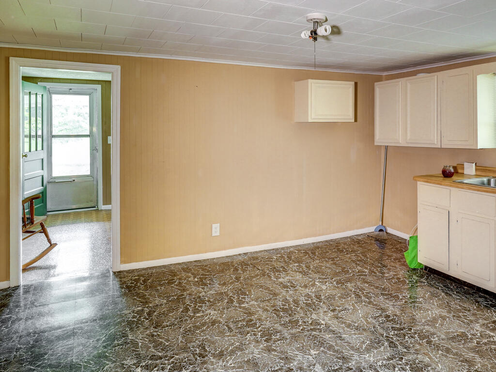 117 Dry Branch Road Elizabethton, TN 37643 - Photo 54 of 58 117 Dry Branch Rd MLS054