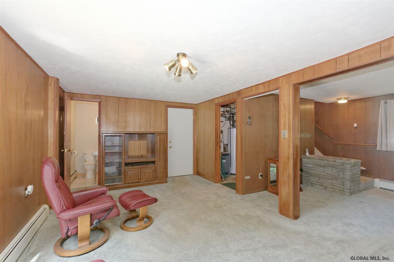 443 Wallace Road Schenectady, NY 12304 - Photo 23 of 48 Photo 23