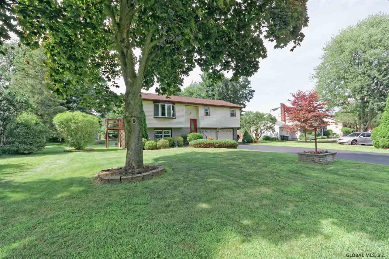 443 Wallace Road Schenectady, NY 12304 - Photo 3 of 48 Photo 3