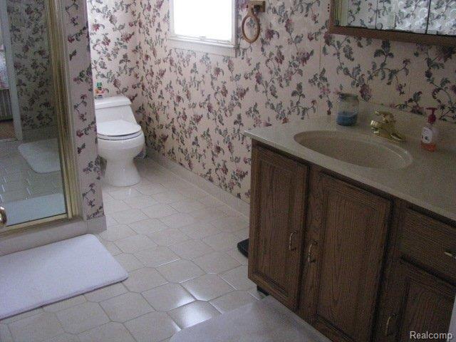 20690 29 Mile Road Ray, MI 48096 - Photo 19 of 25 Master Bath 1.JPG