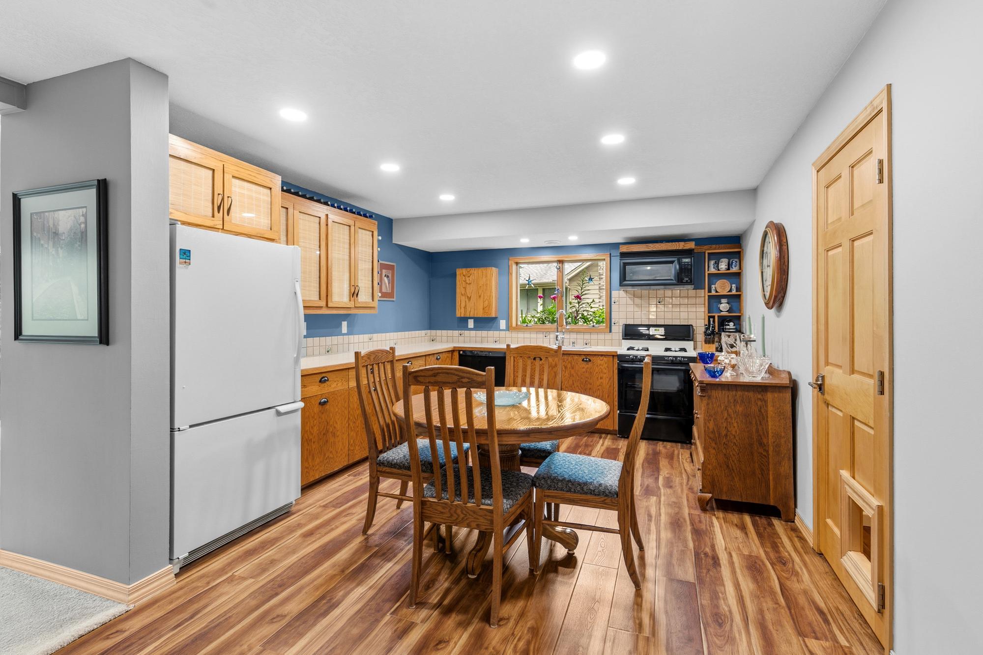 14711 Woodruff Road Wayzata, MN 55391 - Photo 10 of 25
