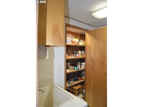 $399,900 | 244 Kaehn Road, Crescent, OR 97733