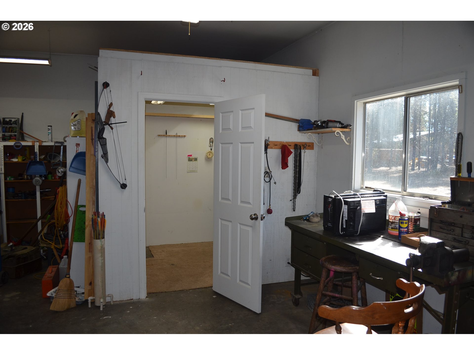 244 Kaehn Road Crescent, OR 97733 - Photo 35 of 47 a dining room with furniture