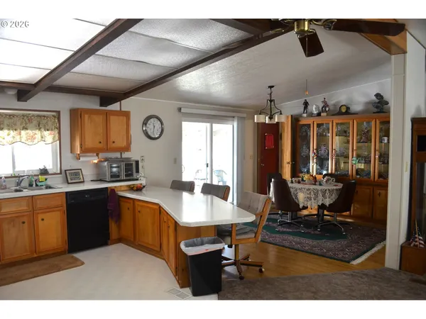 $399,900 | 244 Kaehn Road, Crescent, OR 97733