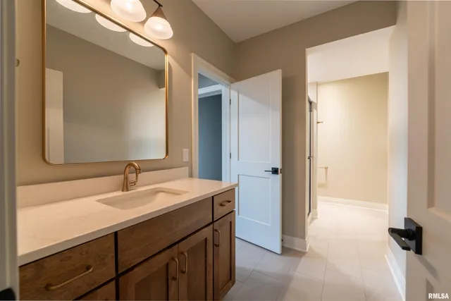 $1,249,000 | 6830 Wilderness Pointe, Bettendorf, IA 52722