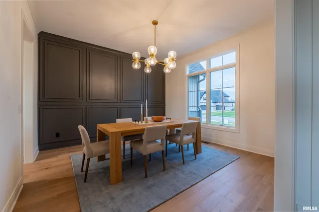 $1,249,000 | 6830 Wilderness Pointe, Bettendorf, IA 52722