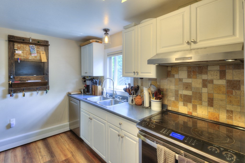 10 Ridgewood Road Worcester, MA 01606 - Photo 11 of 38