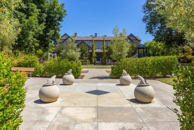 $1,548,000 | 2272 Towne Circle, Mountain View, CA 94040