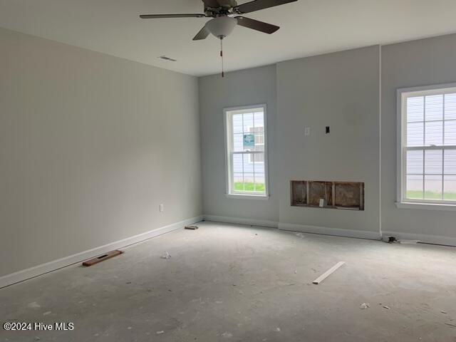 17-3 Crown Point Road Hubert, NC 28539 - Photo 3 of 5 image2