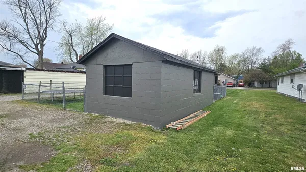 $79,900 | 1316 North Park Avenue, Herrin, IL 62948