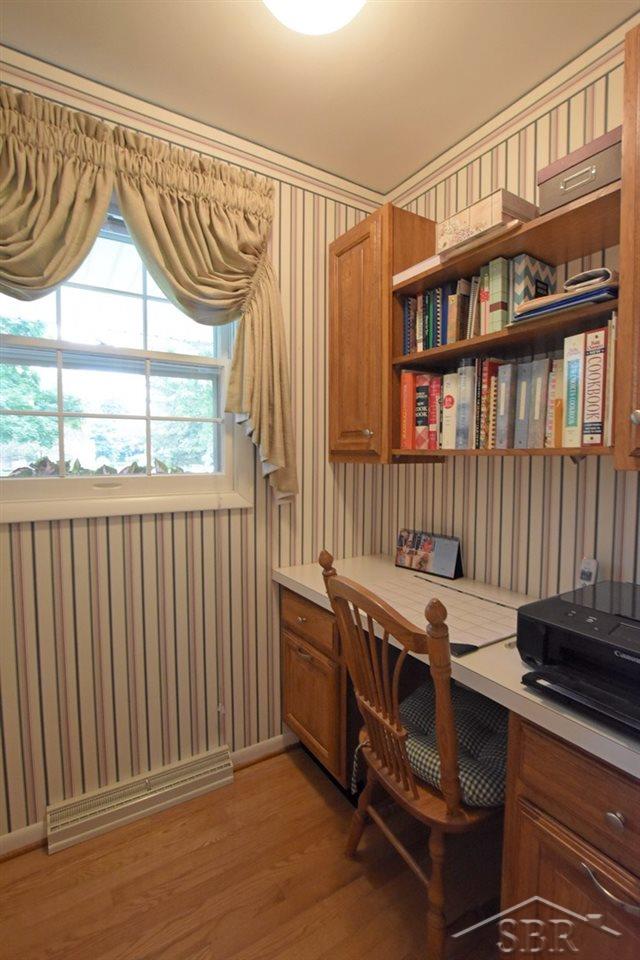 5 Benton Road Saginaw, MI 48602 - Photo 10 of 31 31355801-9.JPG