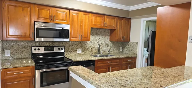 $2,400 | 8401 Southwest 107th Avenue, Unit 234E, Miami, FL 33173