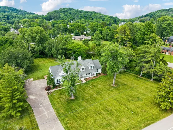 $1,390,000 | 6500 Murray Lane, Brentwood, TN 37027