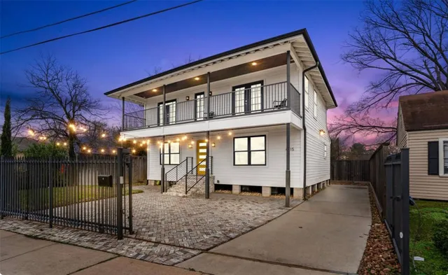 $449,900 | 4615 Orange Street, Houston, TX 77020