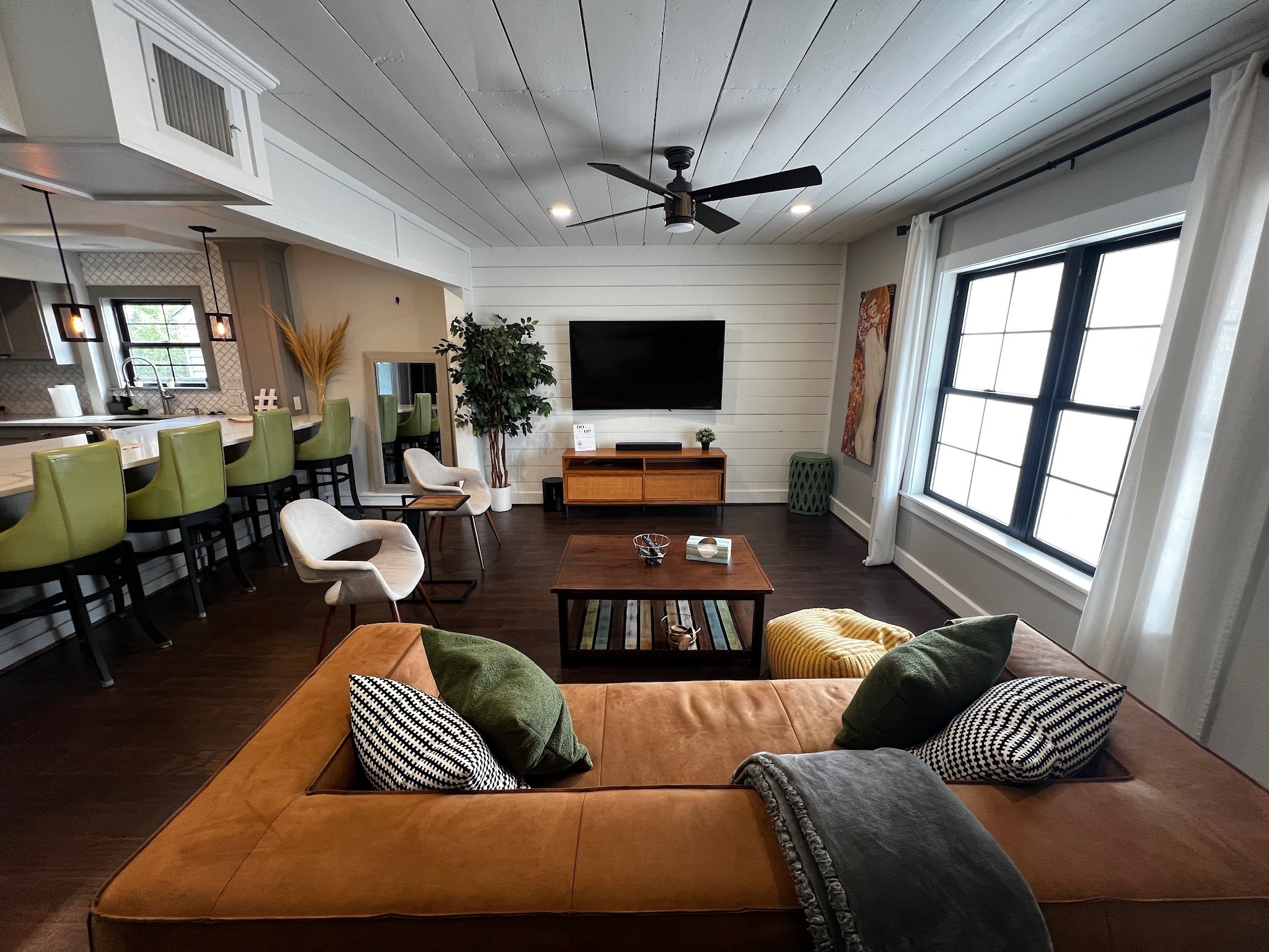 4615 Orange Street Houston, TX 77020 - Photo 20 of 25 Living