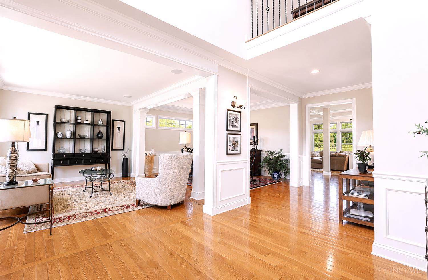 2325 Estate Ridge Drive Cincinnati, OH 45244 - Photo 5 of 73