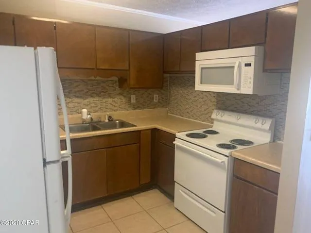 $1,050 | 6101 Harvey Street, Unit 3, Panama City, FL 32404
