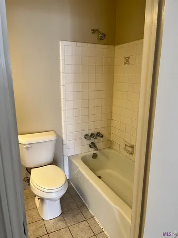 $110,000 | 2100 College Drive, Unit 97, Baton Rouge, LA 70808