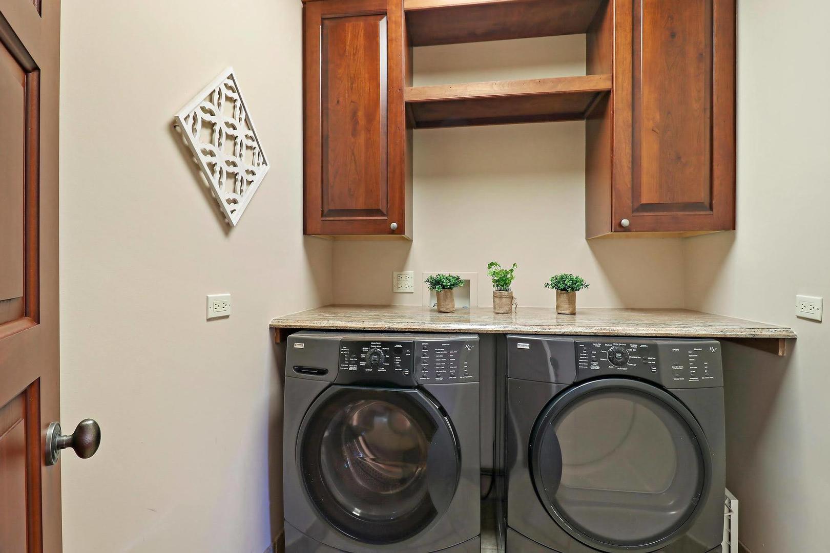 1004 Pistakee View Drive Johnsburg, IL 60051 - Photo 44 of 74 a utility room with dryer and washer