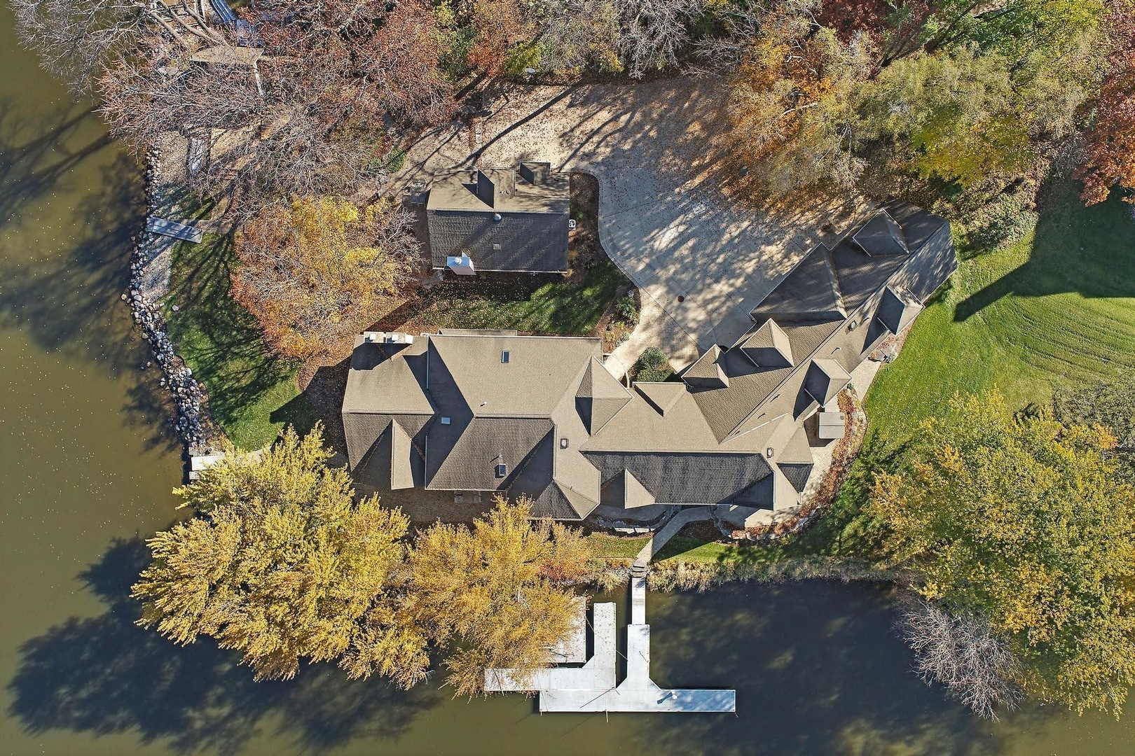 1004 Pistakee View Drive Johnsburg, IL 60051 - Photo 8 of 74